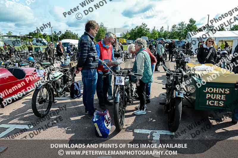 Vintage motorcycle club;eventdigitalimages;no limits trackdays;peter wileman photography;vintage motocycles;vmcc banbury run photographs